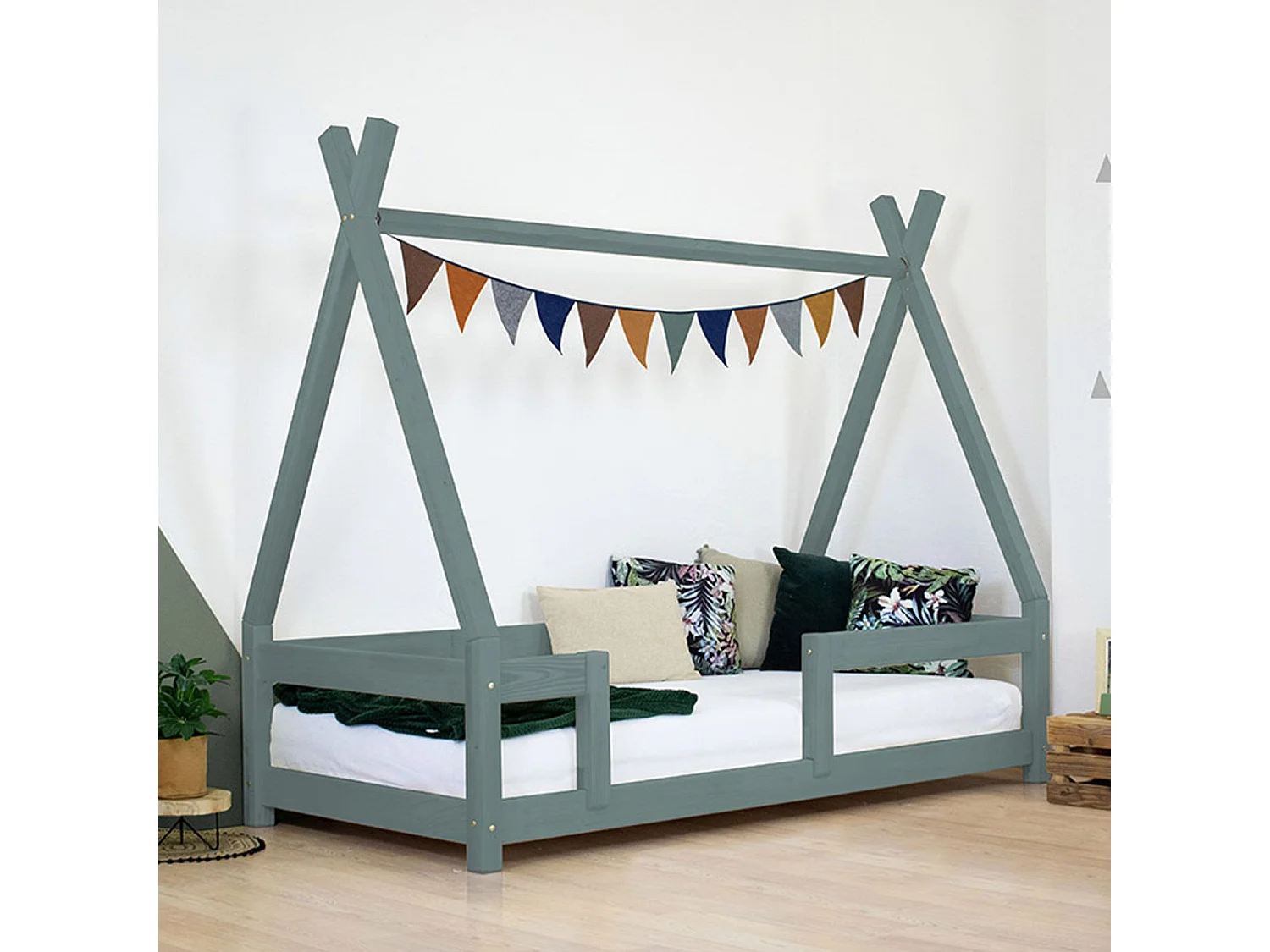 Lit cabane enfant NAKANA 120 x 200 vert sauge