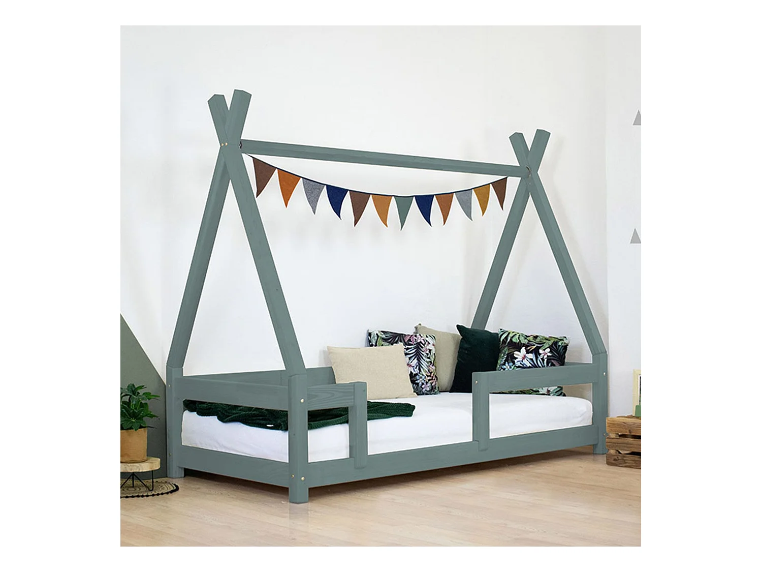 Lit cabane enfant NAKANA 120 x 180 vert sauge