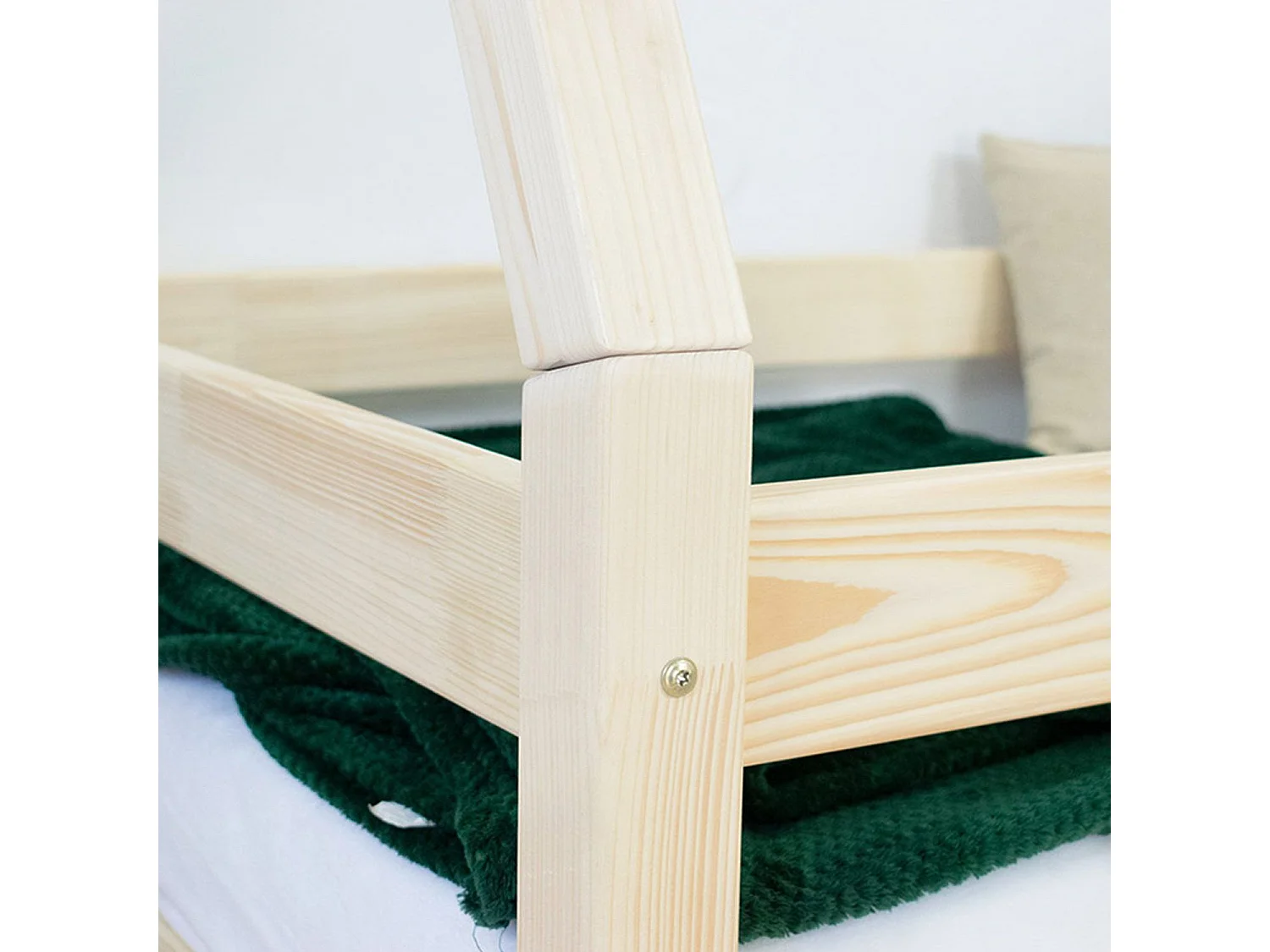 Lit cabane enfant NAKANA 80 x 180 vert sauge