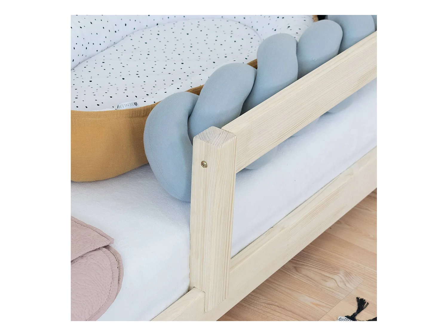 Lit cabane enfant NAKANA 120 x 190 rouge brique