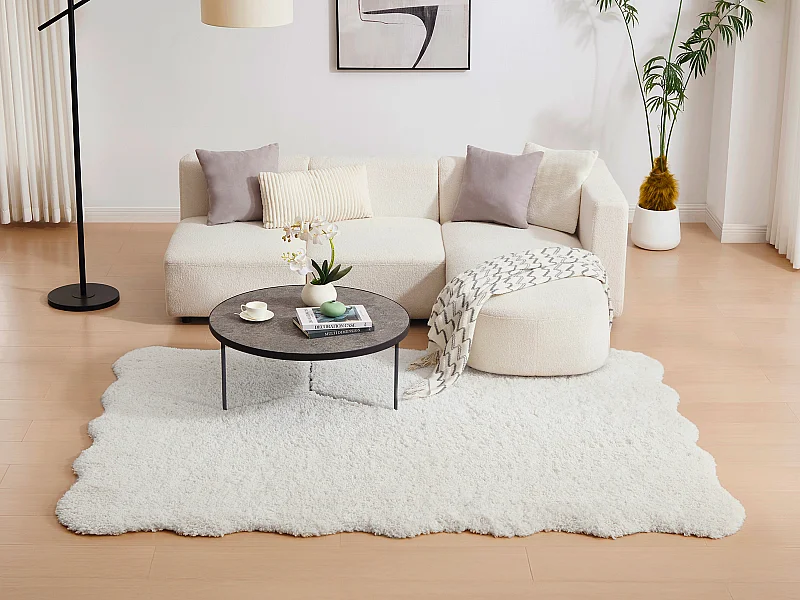 Tapis shaggy à poils longs bords ondulés - 160 x 230 cm - Blanc - NERIDA