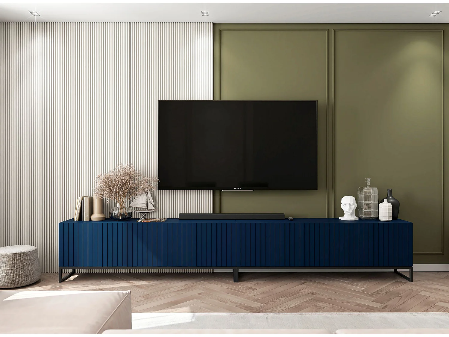 Meuble TV avec 4 portes - Corps Bleu Marine mat, façades rainurées Bleu Marine mat - 150 cm, Cadre en métal noir