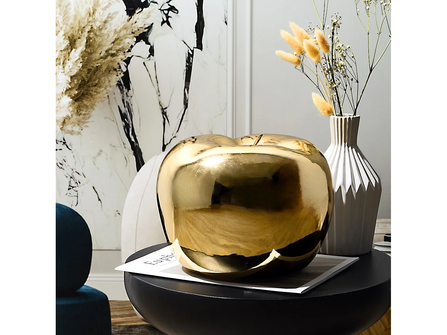 Statue Pomme Dore H27cm Or