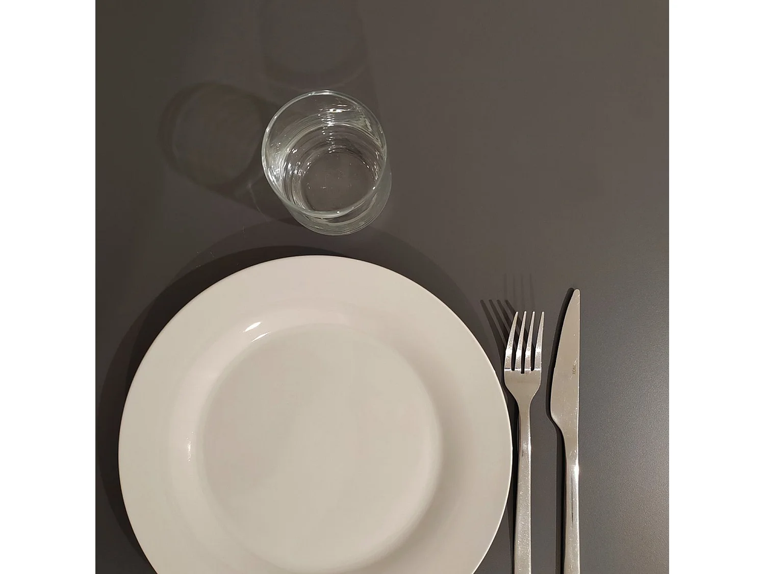 Mesa plegable gris antracita + 2 sillas para terraza