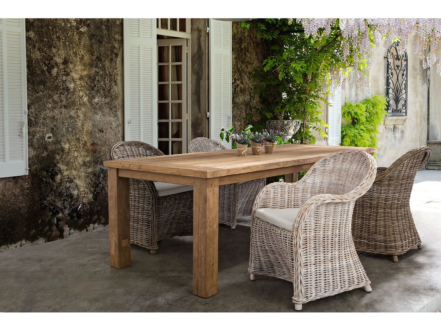 Fauteuil en rotin naturel et coussin en coton - SAINT TROPEZ