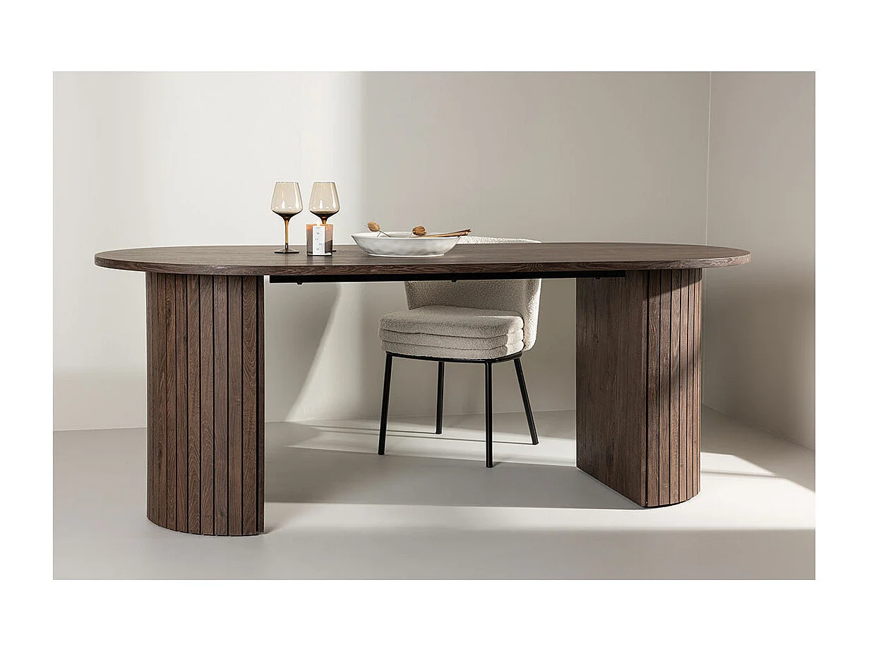 Härön Esstisch oval 90x200 cm mocca.