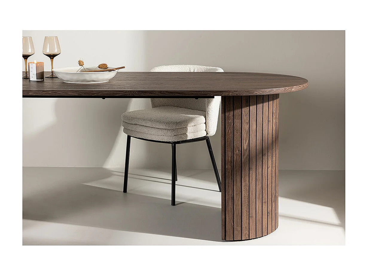 Härön Esstisch oval 90x200 cm mocca.