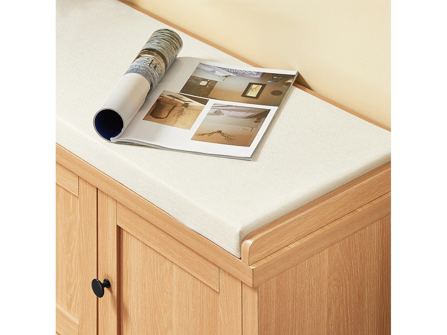 Szafka na buty z 3 drzwiami i poduszką FSR188-N