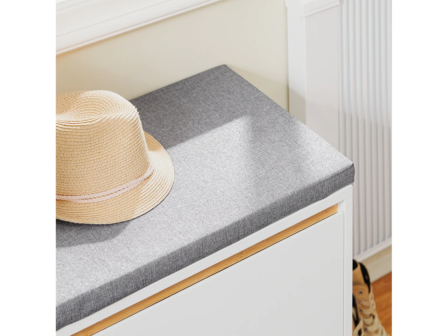 SoBuy Banc Chaussures, Rangement pour Chaussures, Armoire à Chaussures, Coffre avec 1 Abattants et 1 Coussin, pour Couloir, Salon ou Chambre, FSR191-WN