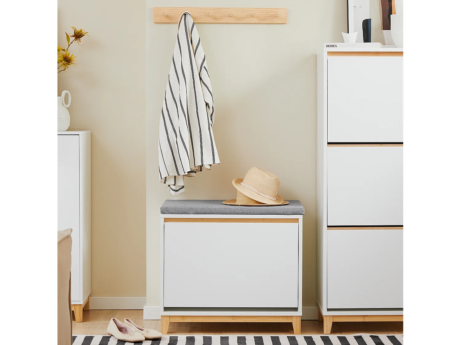 SoBuy Banc Chaussures, Rangement pour Chaussures, Armoire à Chaussures, Coffre avec 1 Abattants et 1 Coussin, pour Couloir, Salon ou Chambre, FSR191-WN