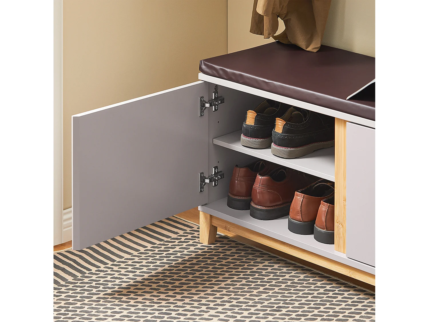 SoBuy Banc à Chaussures Banc de Rangement Meuble à Chaussures d'Entrée avec Siège Rembourré et 2 Portes, pour Couloir, Entrée, Chambre à Coucher, FSR117-KA