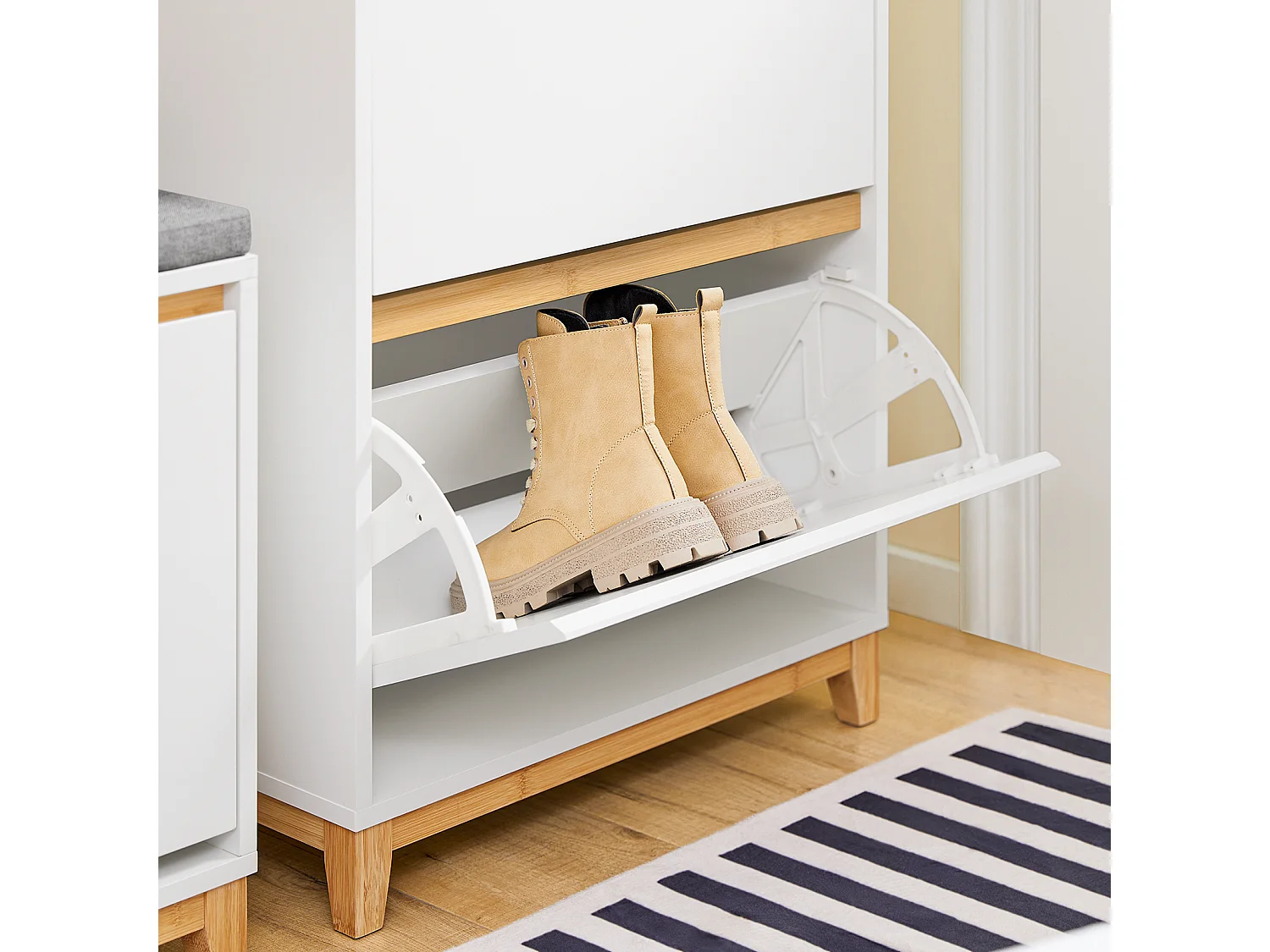 SoBuy FSR192-WN Armoire à Chaussures avec 3 Abattants