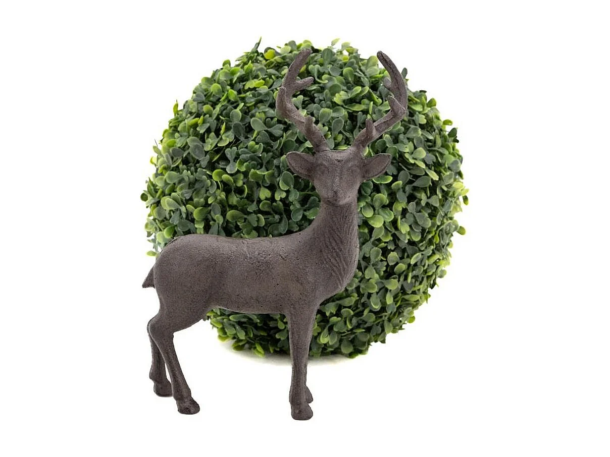 Cerf en fonte marron