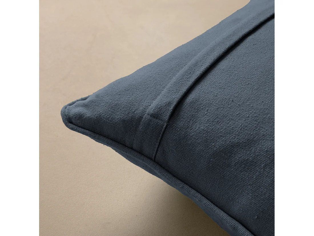 Coussin textile bleu foncé 45 cm x 45 cm-Bloq