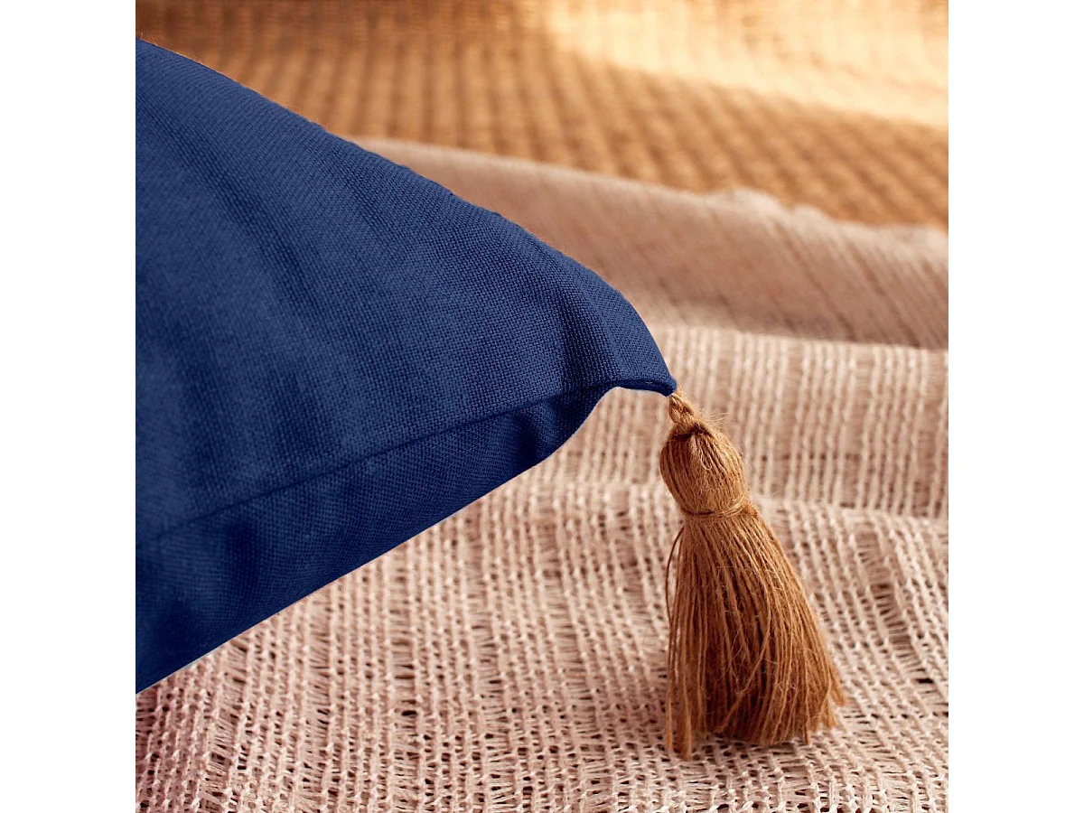 Coussin Déco Uni à Pompons "Panama" 50x70cm Bleu Marine