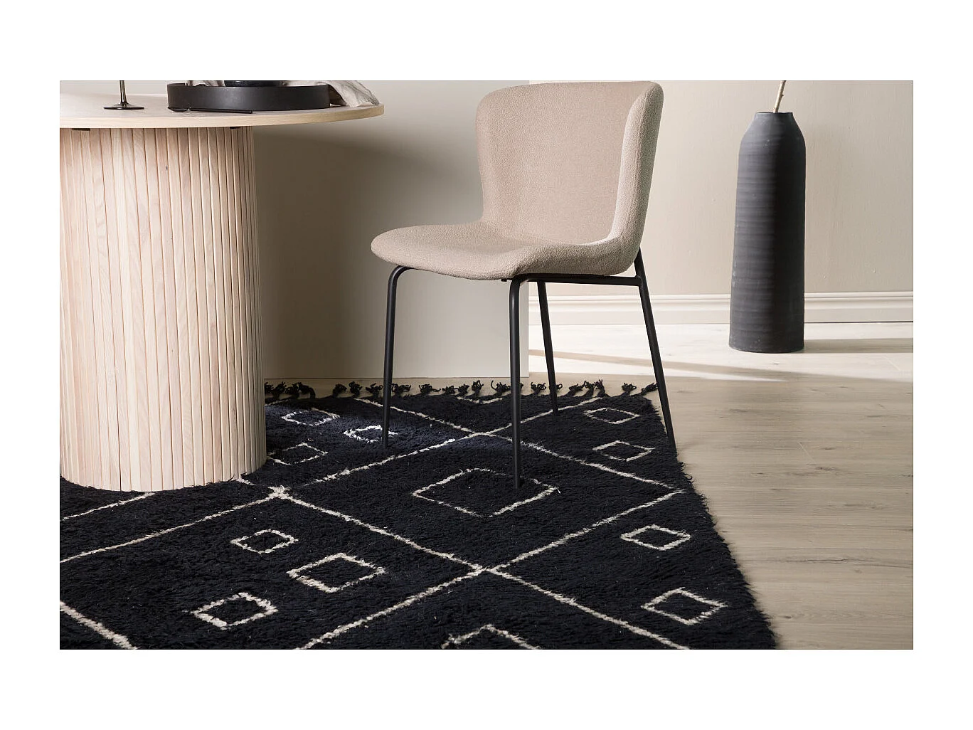 David tapis 230x162cm noir.