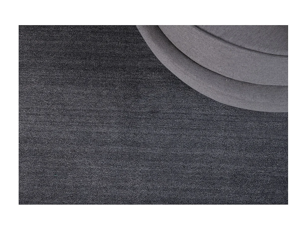 Ulla tapis 350x252cm gris foncé.