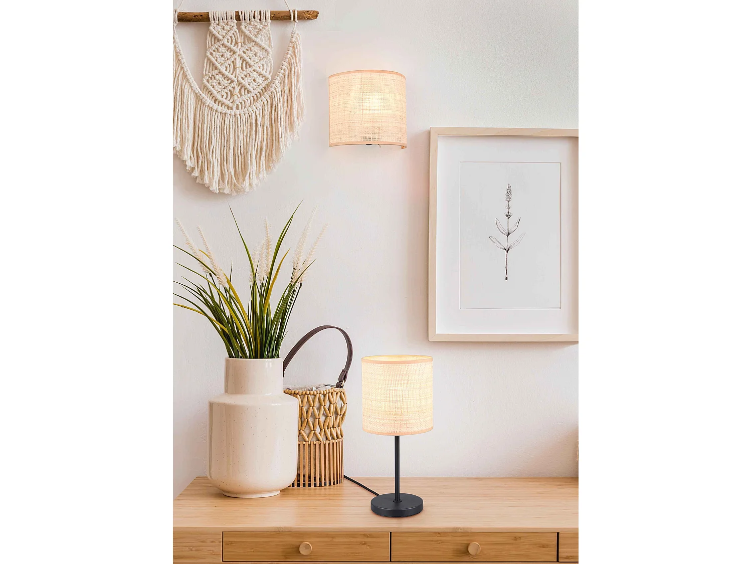 Lampada da tavolo, fibre naturali e metallo nero, H 37 cm, Aimee