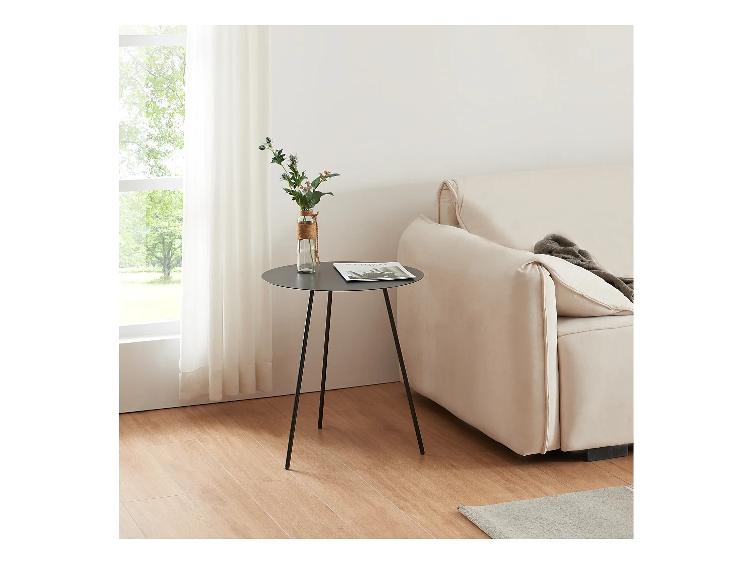 Table d'appoint Sula avec plateau rond métal 53 x 50 cm noir [en.casa]