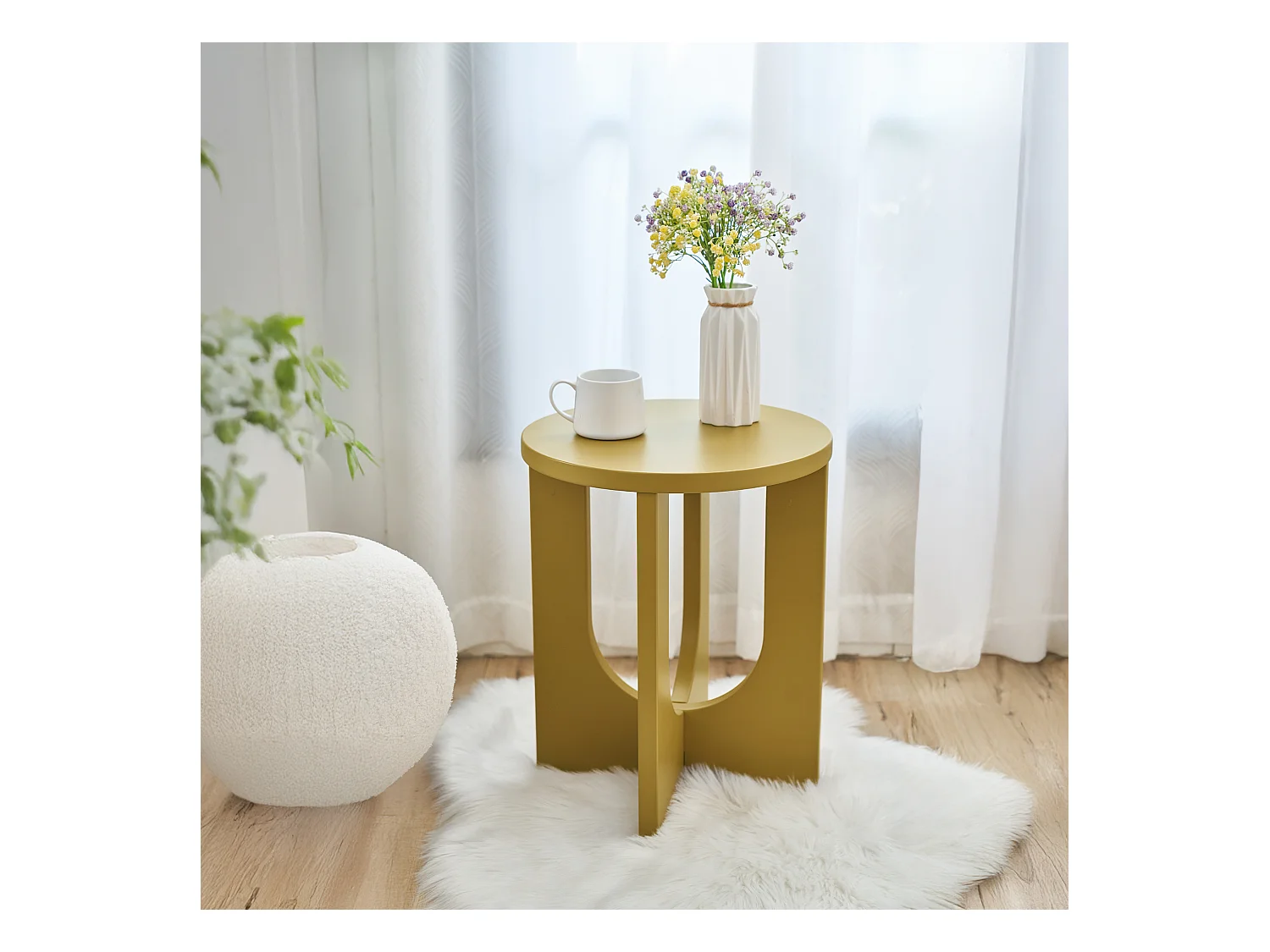 Table d'appoint Kysdajore 50 x 40 cm moutarde [en.casa]