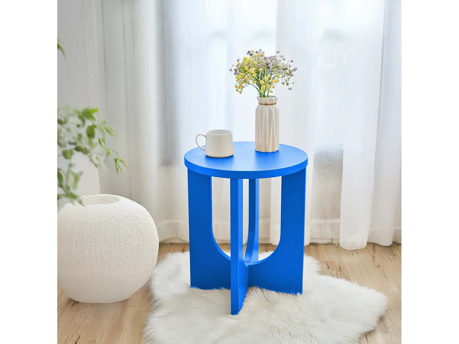 Table d'appoint Kysdajore 50 x 40 cm bleu roi [en.casa]