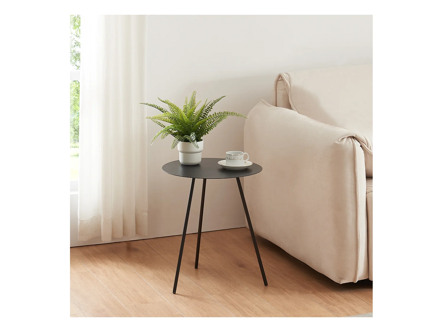 Table d'appoint Sula avec plateau rond métal 45 x 40 cm noir [en.casa]