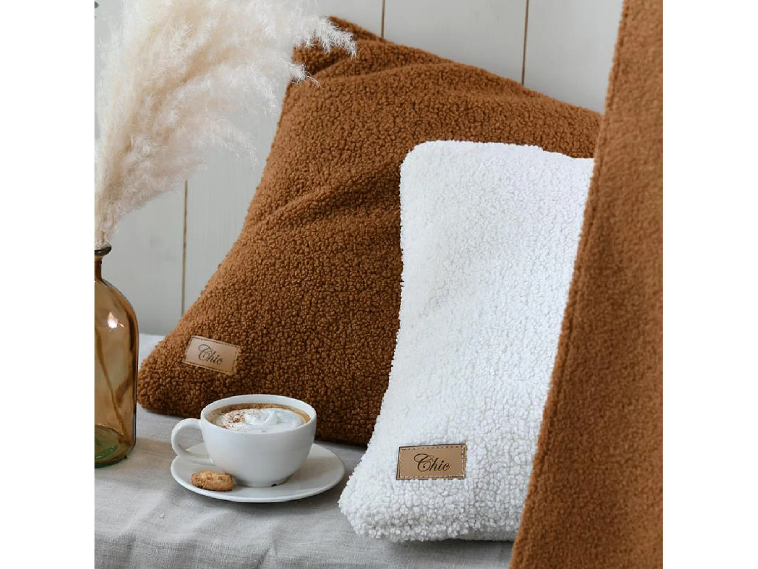 Cojín cuadrado efecto rizo