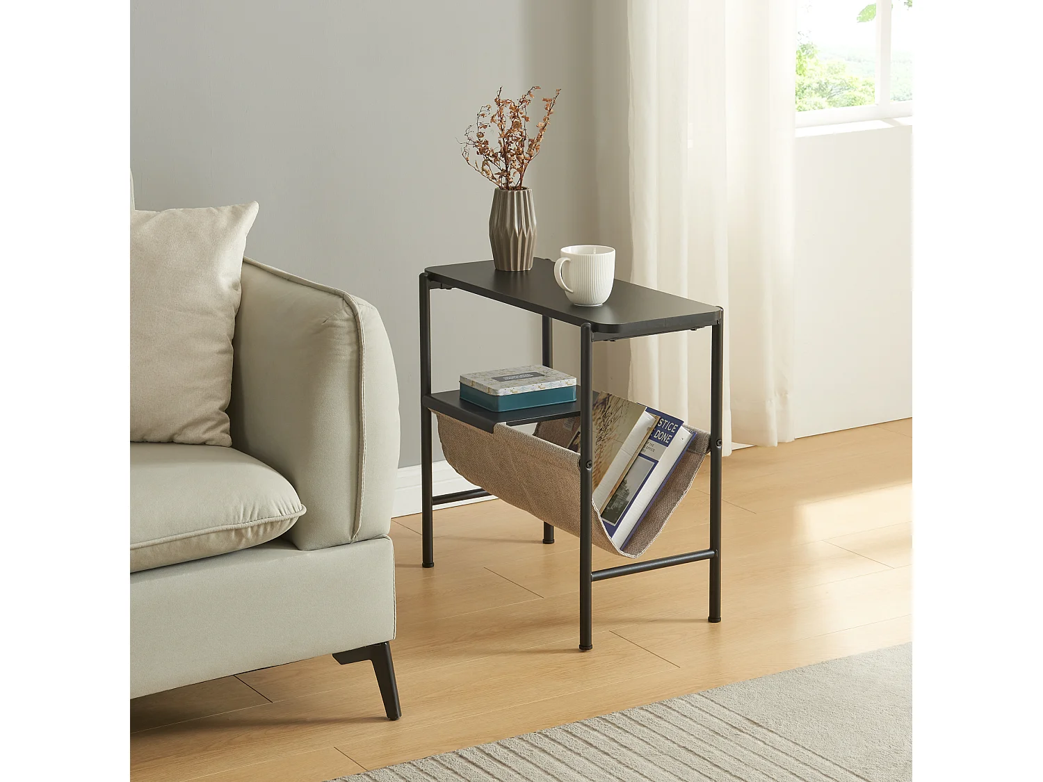 Table d'appoint Samnanger avec porte-revues 60 x 28 x 53 cm noir gris [en.casa]