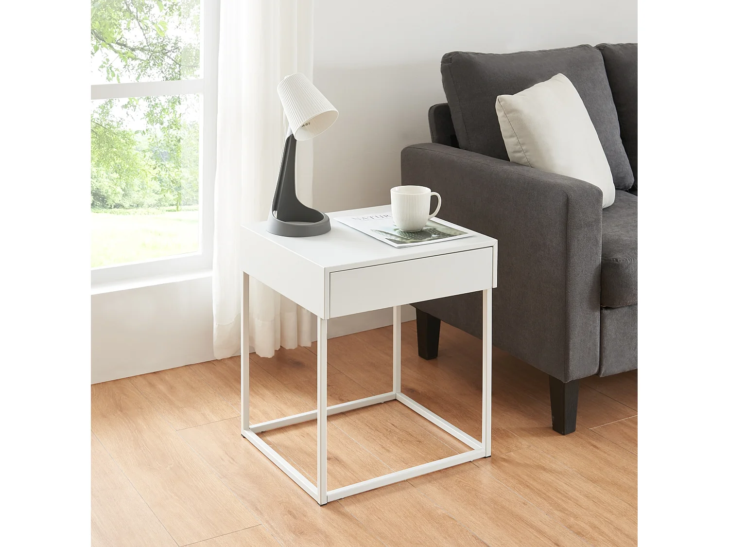 Table d'appoint Rautjärvi avec tiroir acier 50 x 43 x 41 cm blanc mat [en.casa]