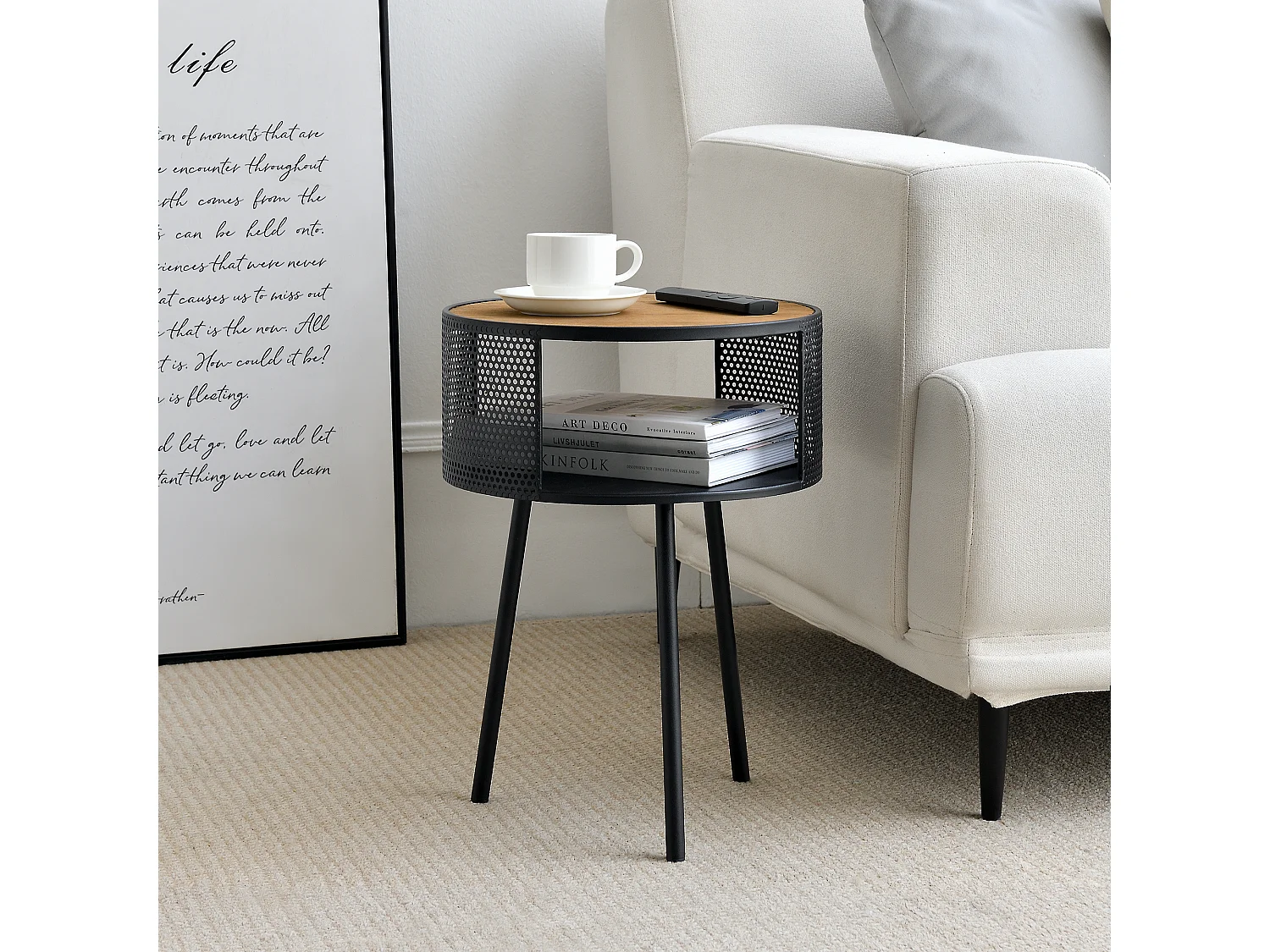 Table d'appoint Bjørnsund avec espace de stockage intérieur 45 x 34 cm noir effet bois [en.casa]