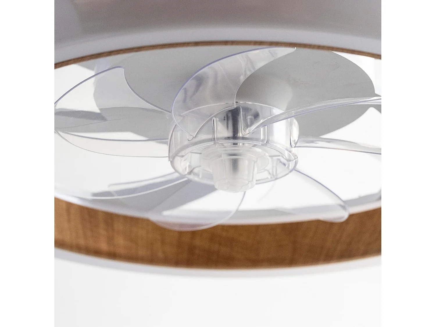 DUPI Ventilador de Techo con Luz LED TURBO AIR |  6 Velocidades | Control Remoto y App |Modo Invierno/Verano | PVC | Haya