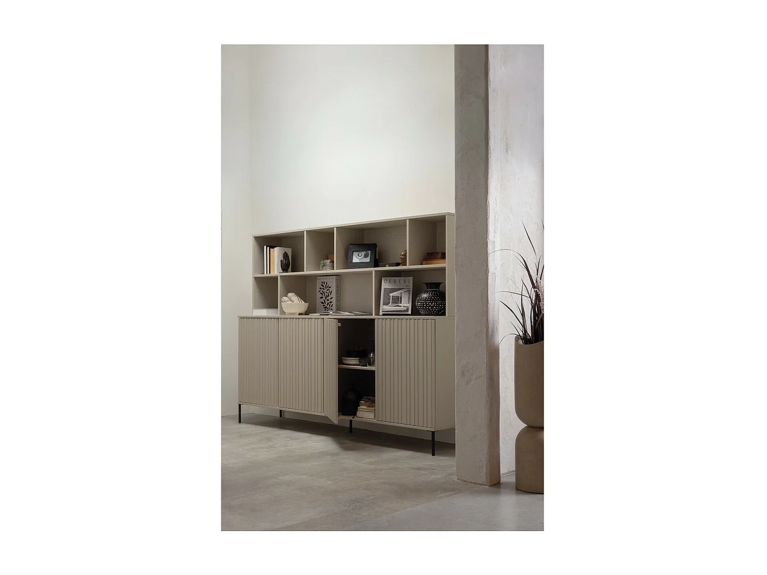 INCISIONE - Credenza in legno di pino grigio L200