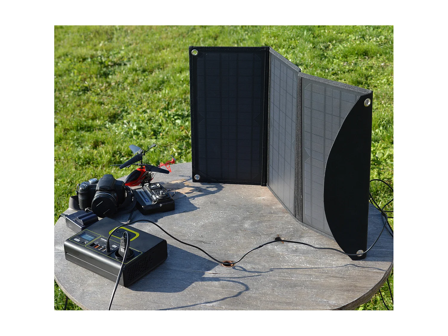 Pack générateur solaire Izywatt 150 + panneau solaire 40W - Orium