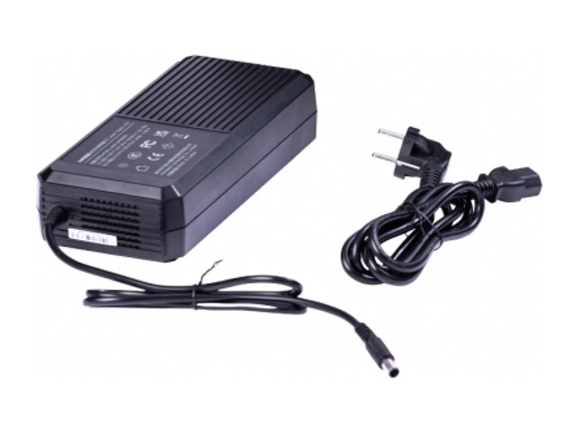 Pack générateur solaire LFP Izywatt 800 + panneau solaire fixe 200W - Orium