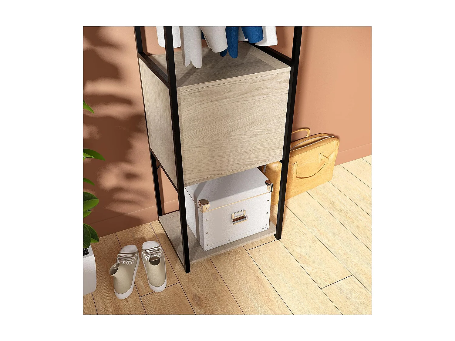 JUNE geschlossener Kleiderständer aus Holz und Metall