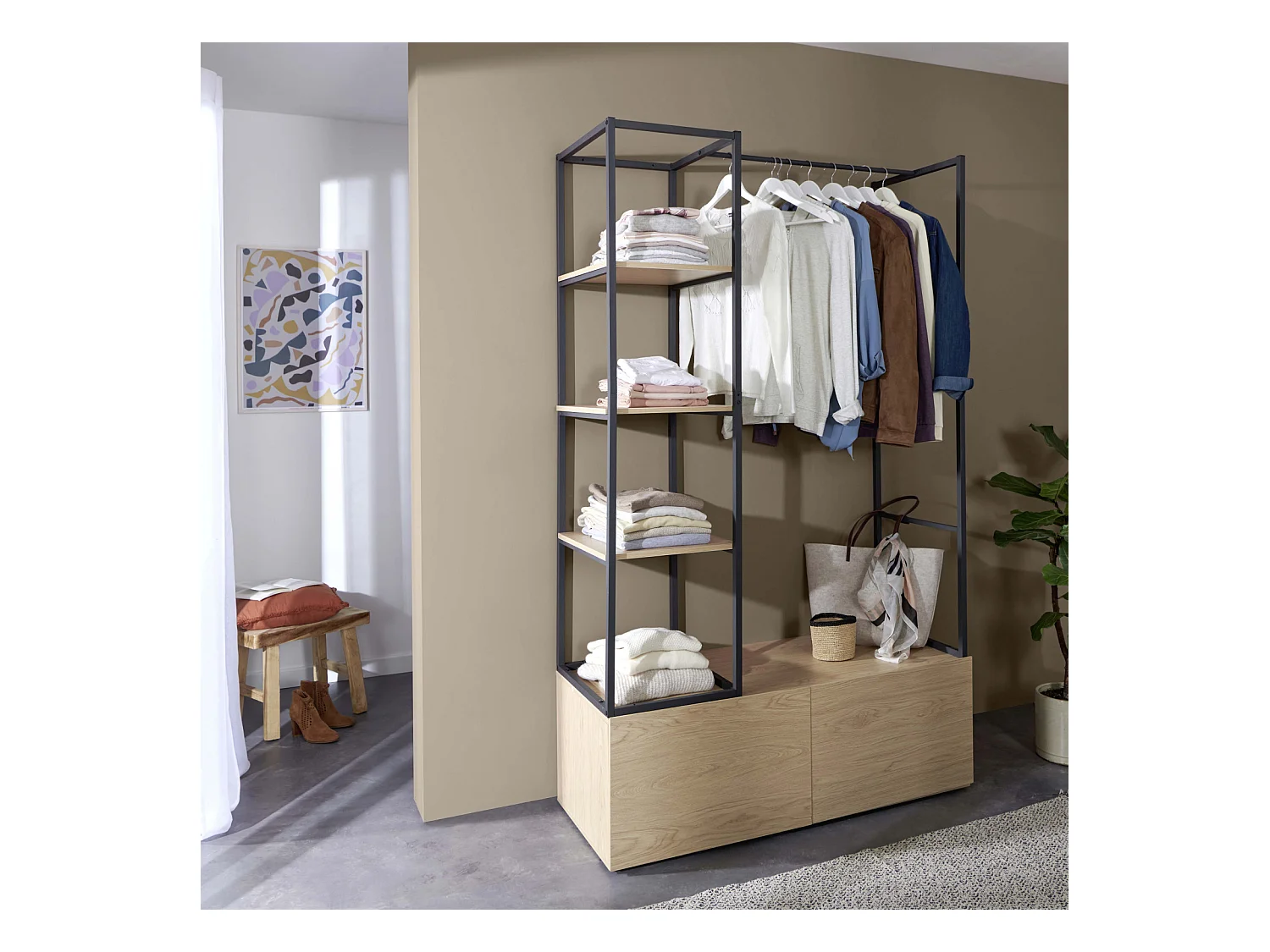 KLEID Kleiderständer aus Holz und Metall