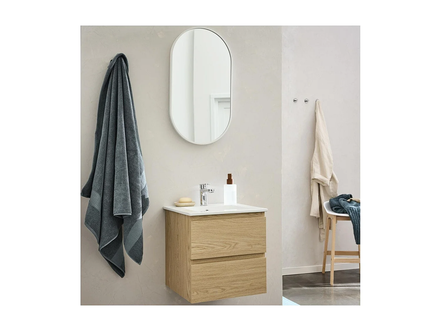 Waschtischunterschrank mit Einzelwaschbecken 45 cm + SORRENTO-Armatur