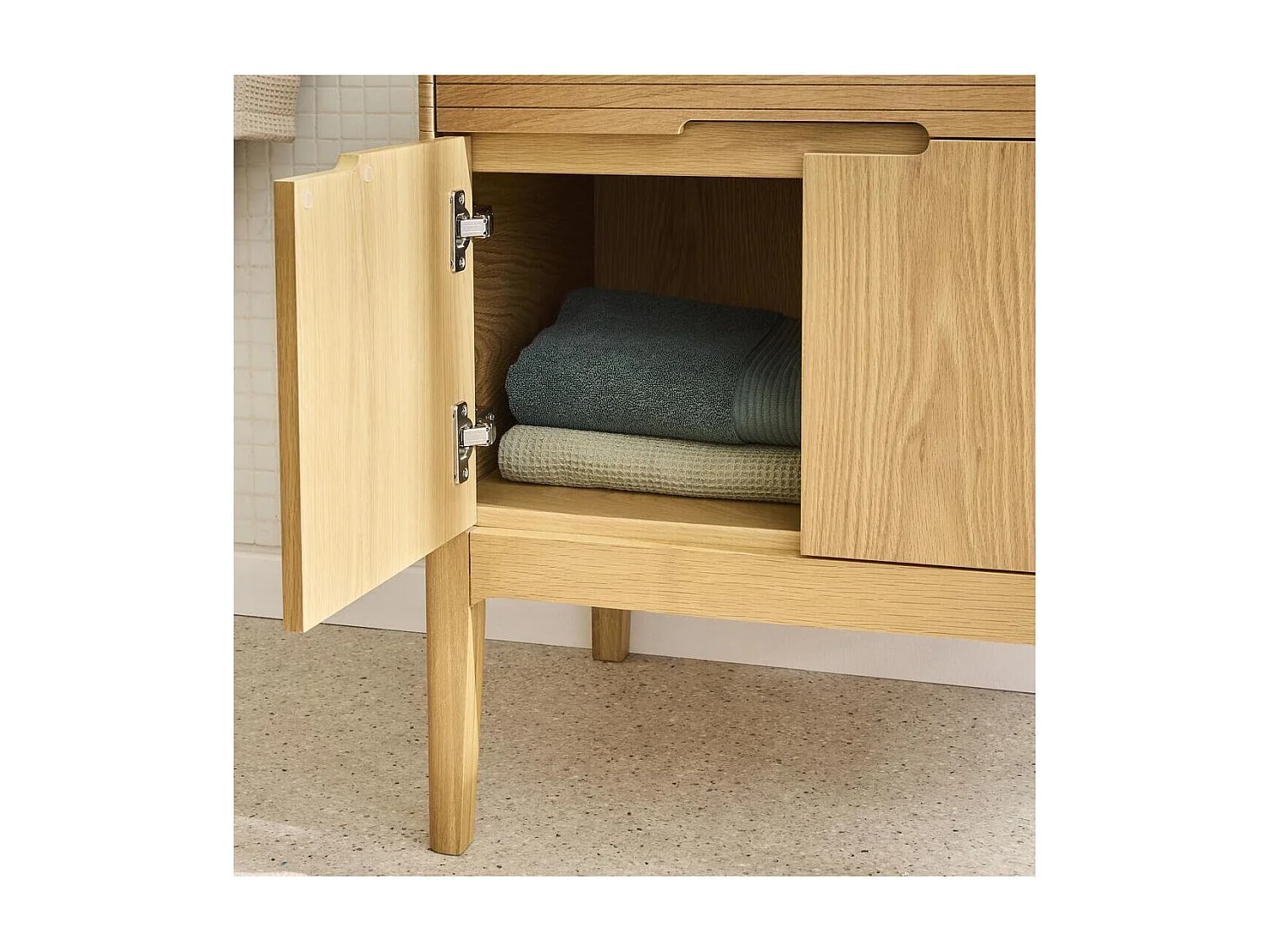 Conjunto mueble lavabo simple 60 cm + lavabo + grifo + espejo ALASKA