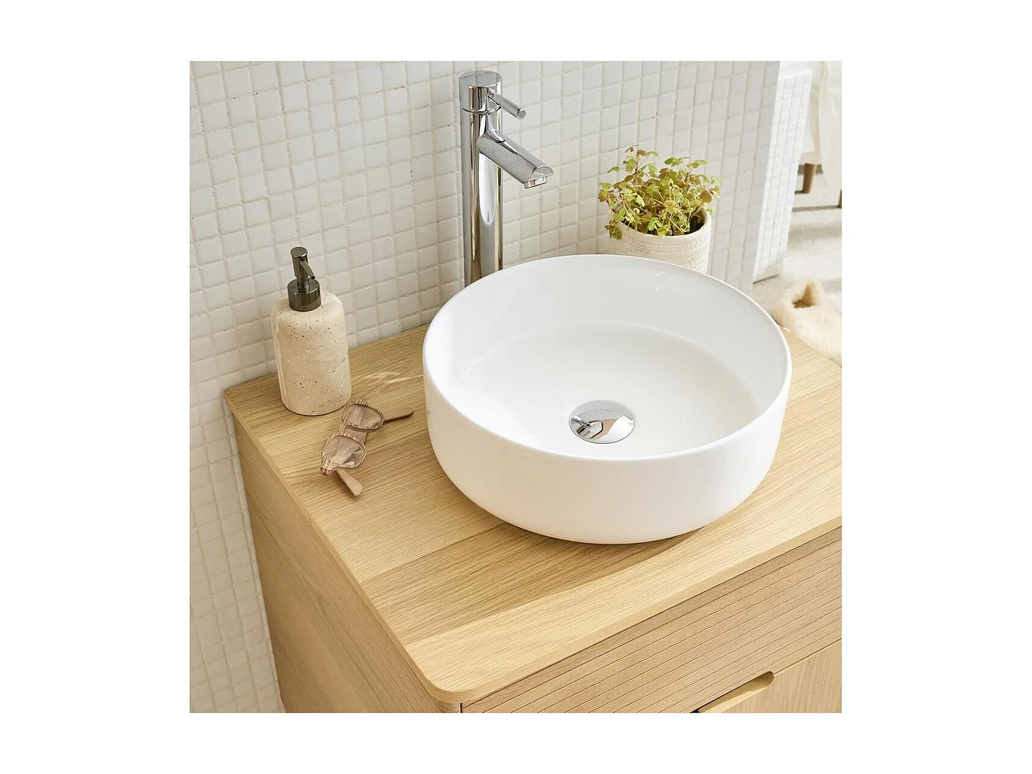 Conjunto mueble lavabo simple 60 cm + lavabo + grifo ALASKA