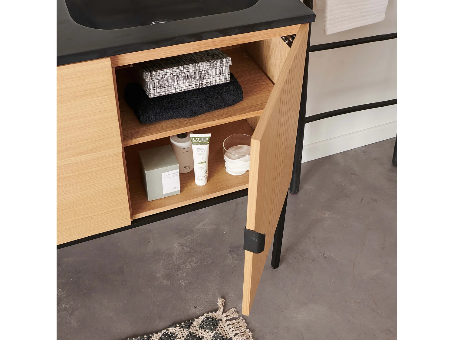 Mueble de lavabo doble STUDIO roble 140cm sobre patas con encimera de lavabo de resina