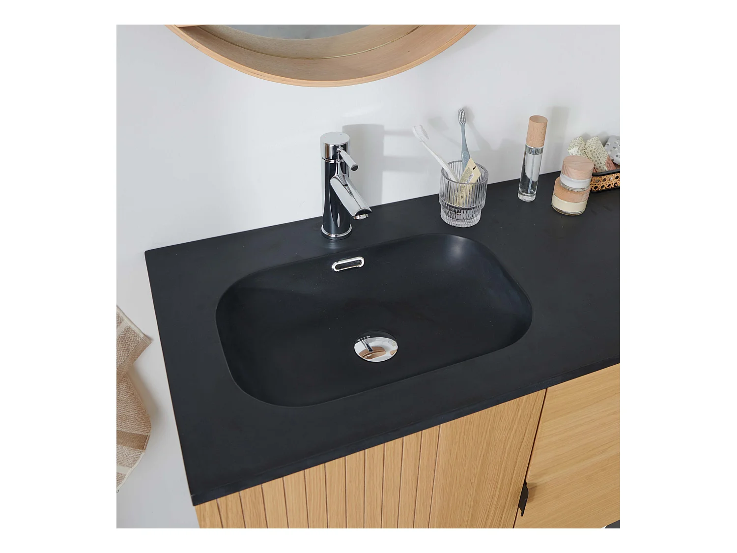 STUDIO Eichenholz-Wandwaschbecken mit Doppelwaschbecken