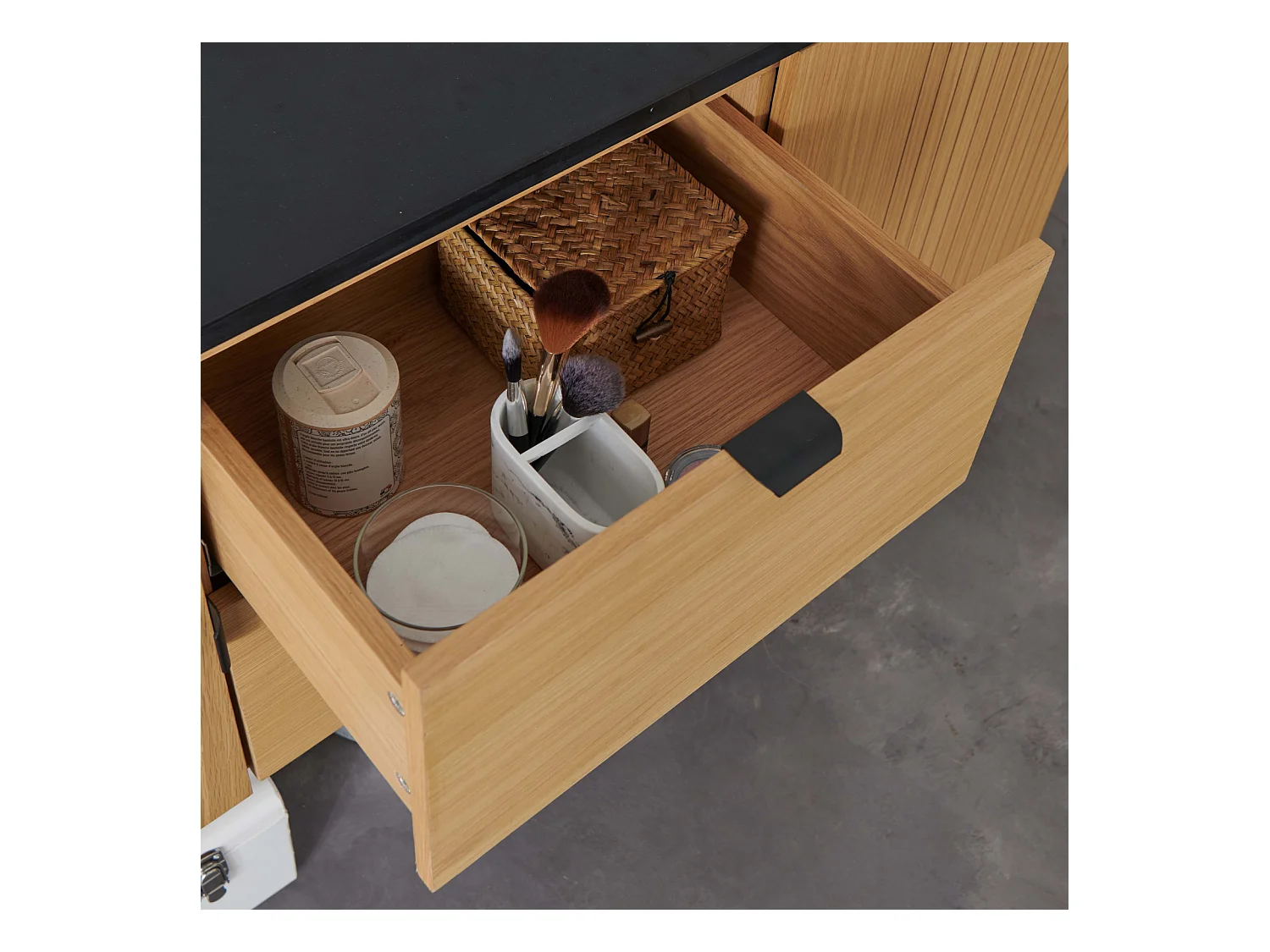 STUDIO Eichenholz-Wandwaschbecken mit Doppelwaschbecken