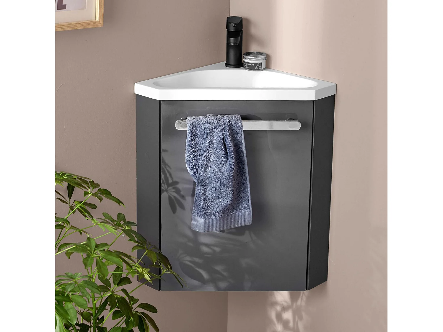 Ensemble lave-mains d'angle suspendu avec robinet noir