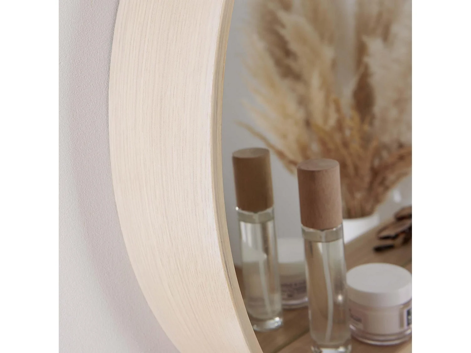 Ronde eikenhouten spiegel met OBLO-plank
