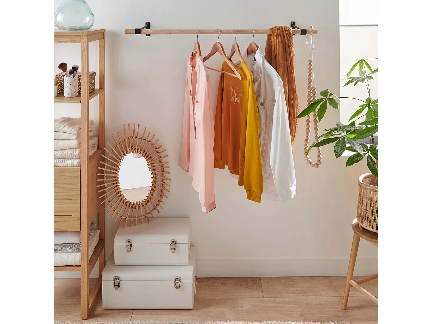 Armadio a muro in legno e metallo Ysia