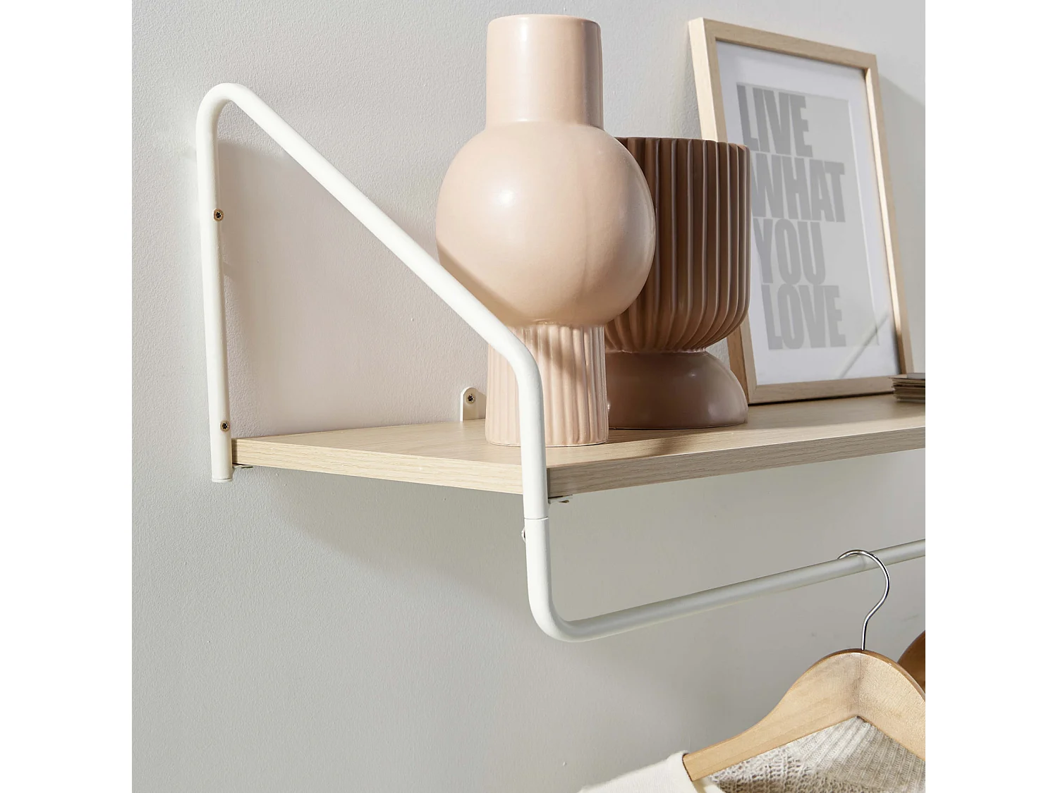 NELO houten en metalen wandkast