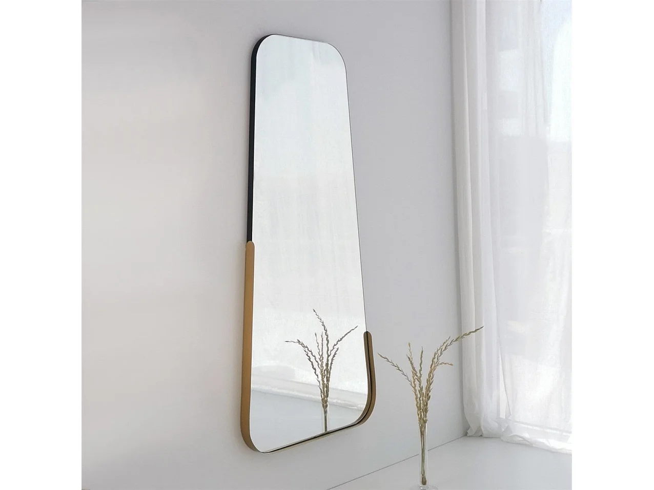 Espelho Dourado Elegante - Transforme Seu Espaço com Glamour