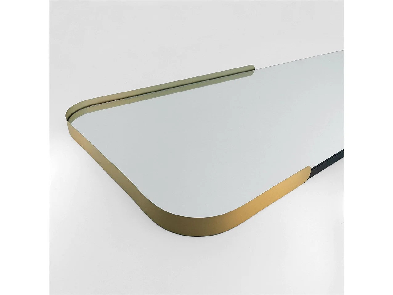 Espelho Dourado Elegante - Transforme Seu Espaço com Glamour