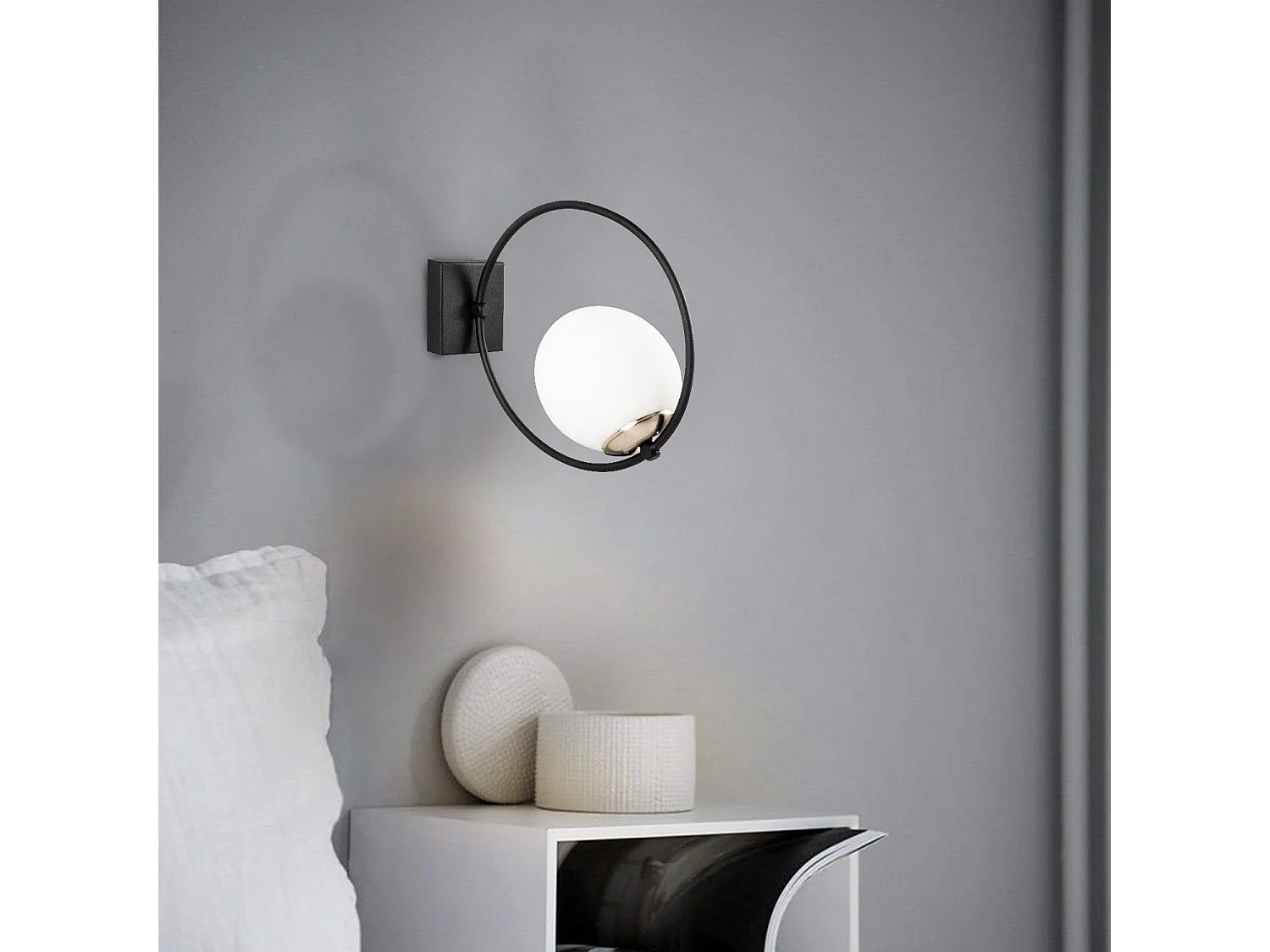 Candeeiro de Parede Preto e Branco Dolunay - Elegância e Sofisticação