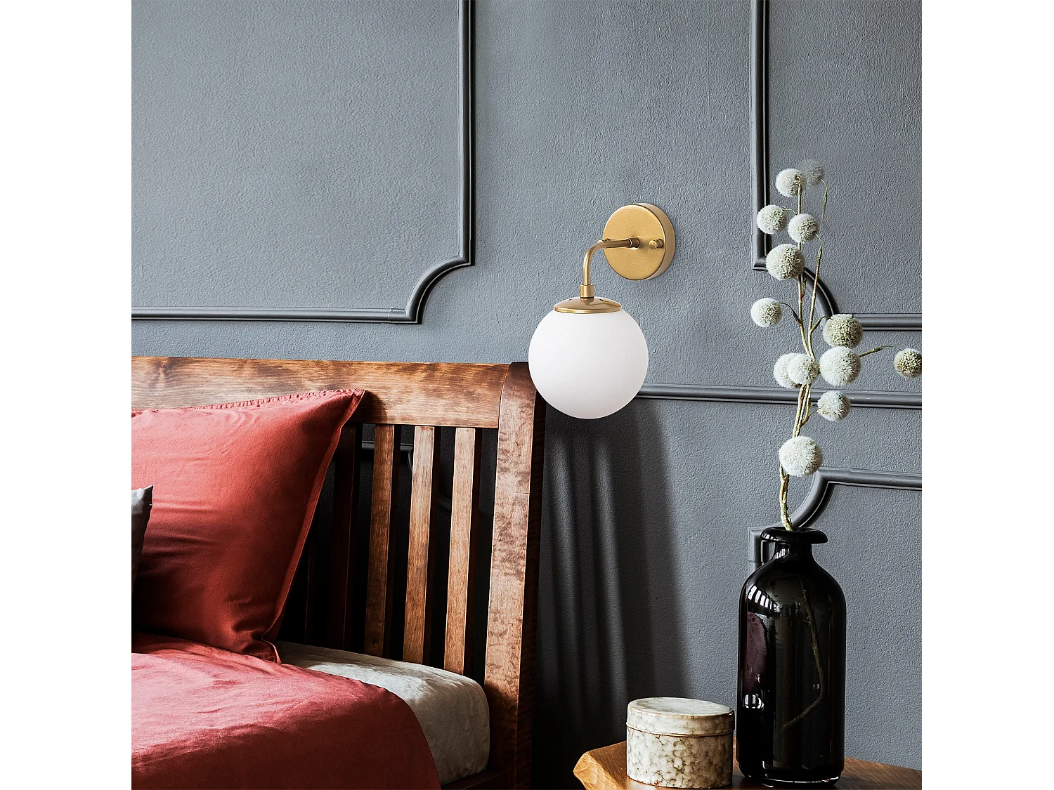 Candeeiro de Parede Elegante - Design Sofisticado e Versátil